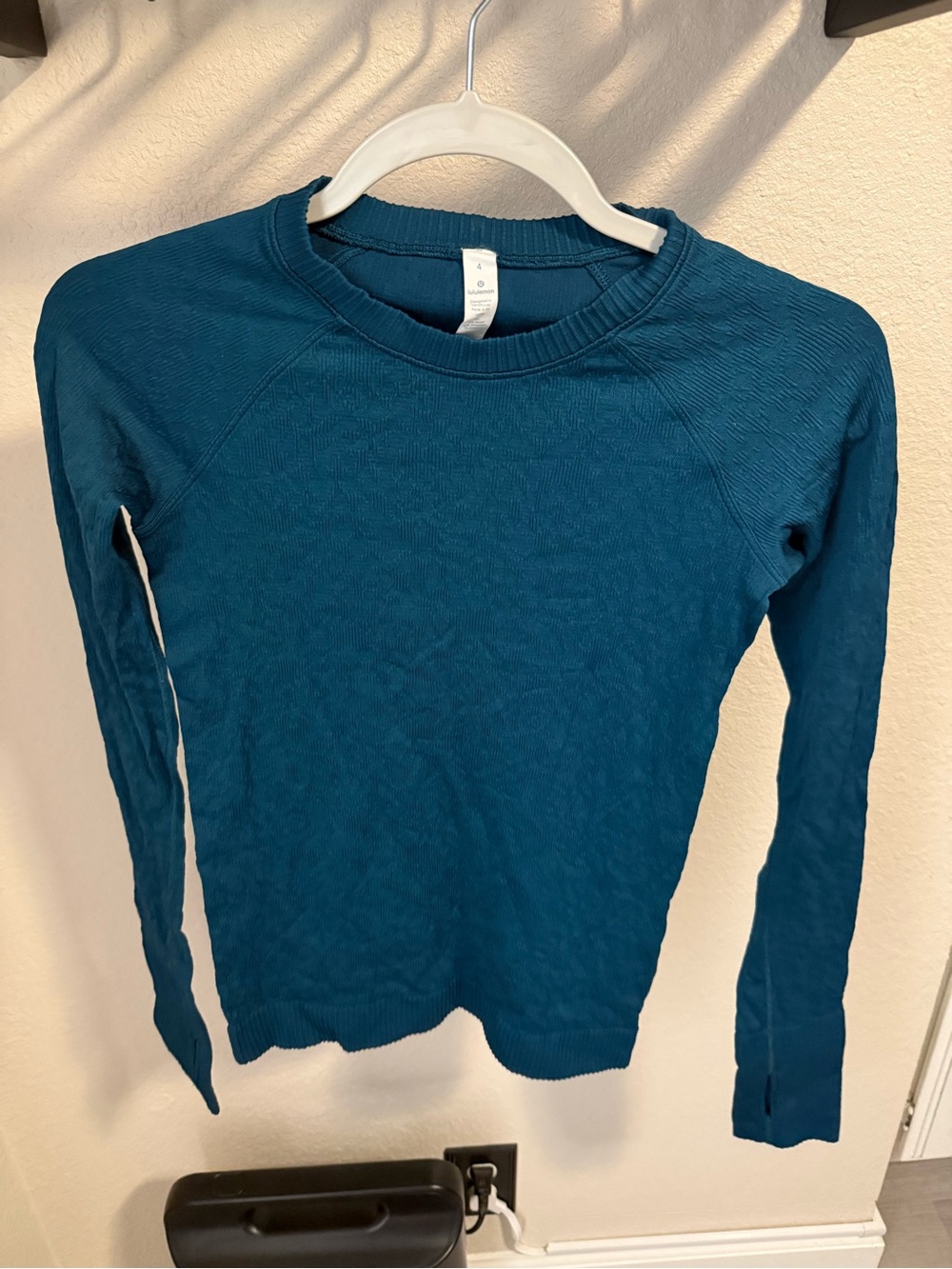 Lululemon Swiftly Tech Long Sleeve 2.0 Blue Teal Running Shirt Size 4